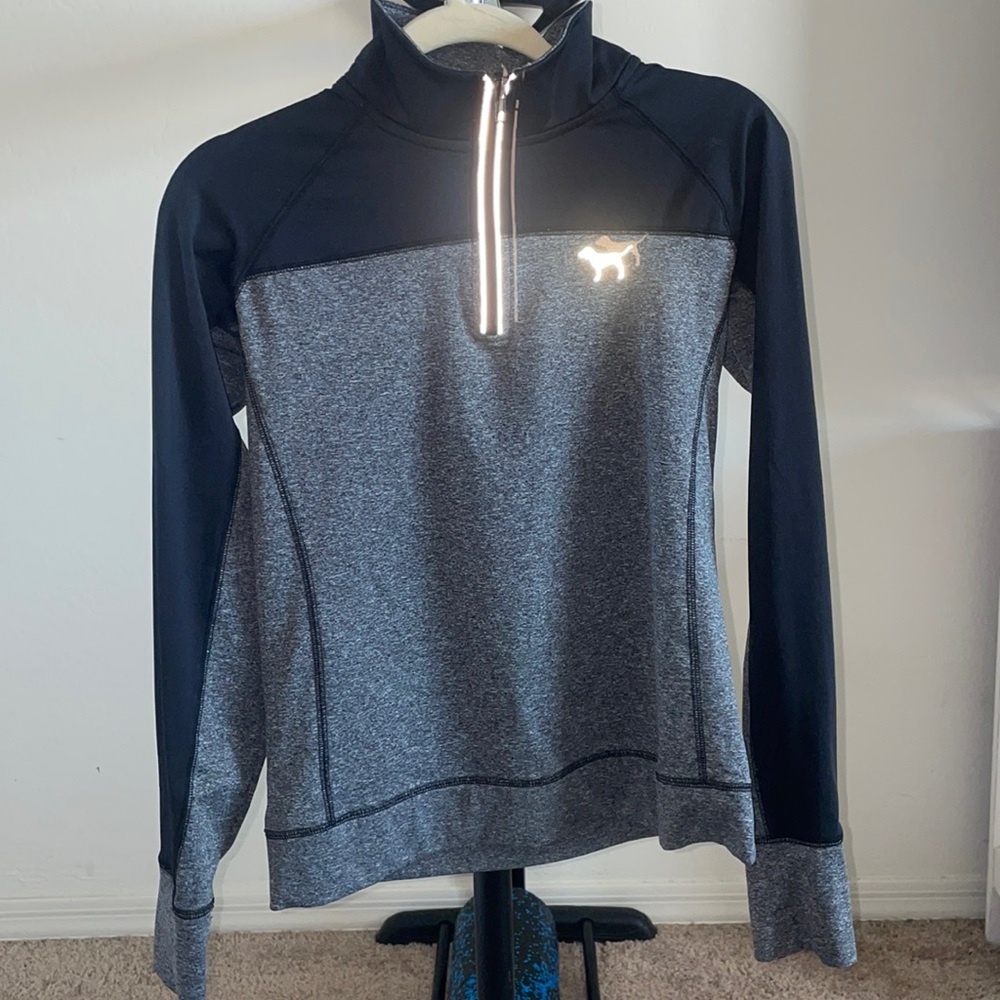 Black and gray Victoria’s Secret pink pull over